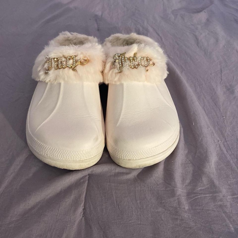 Jessica Torres size 6 slip on shoes